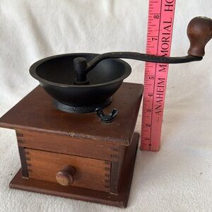 Vintage W.H. Company Coffee Grinder or Mill * Wood and Cast Iron Dovetailed 6x6”